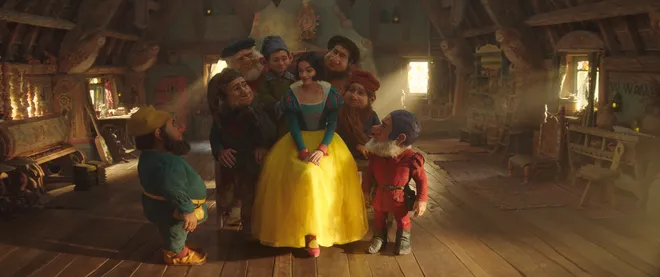 71348457007 snow white
